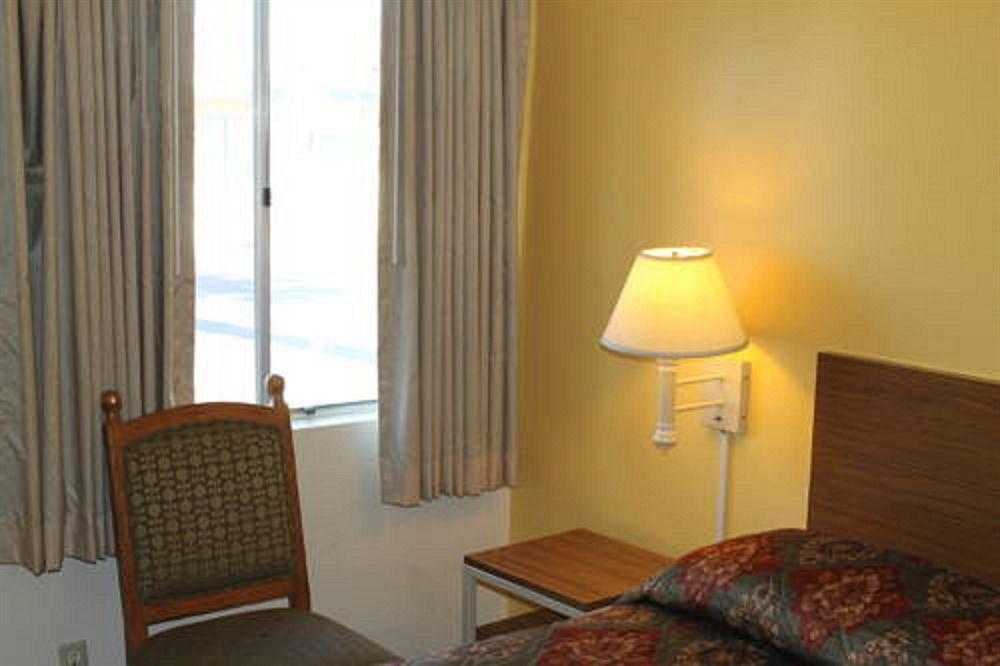 Motel Indio Holiday Motel 2*